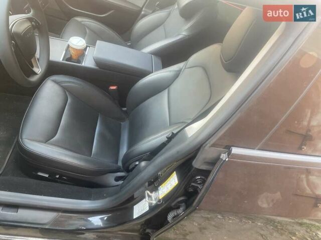 Черный Тесла Модель 3, объемом двигателя 0 л и пробегом 8 тыс. км за 28500 $, фото 3 на Automoto.ua