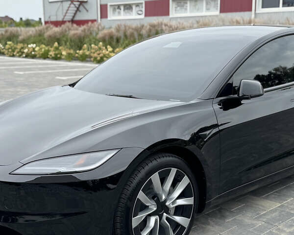 Чорний Тесла Модель 3, об'ємом двигуна 0 л та пробігом 2 тис. км за 32500 $, фото 1 на Automoto.ua