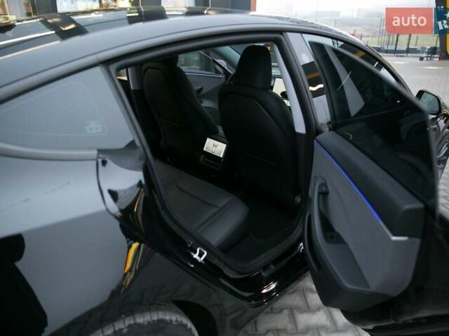 Черный Тесла Модель 3, объемом двигателя 0 л и пробегом 4 тыс. км за 28500 $, фото 11 на Automoto.ua