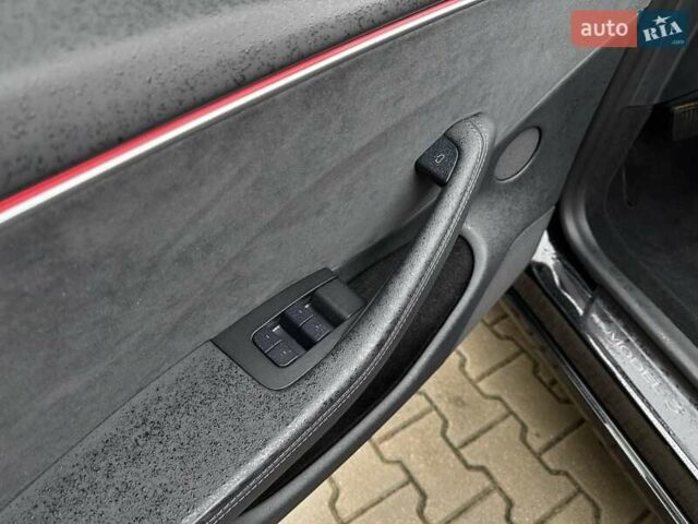 Черный Тесла Модель 3, объемом двигателя 0 л и пробегом 8 тыс. км за 32999 $, фото 11 на Automoto.ua