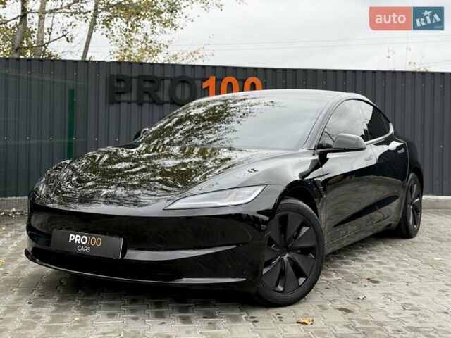 Тесла Модель 3 2024 в Киеве на Automoto.ua Черный Тесла Модель 3, объемом двигателя 0 л и пробегом 9 тыс. км за 25999 $, фото 3 на Automoto.ua