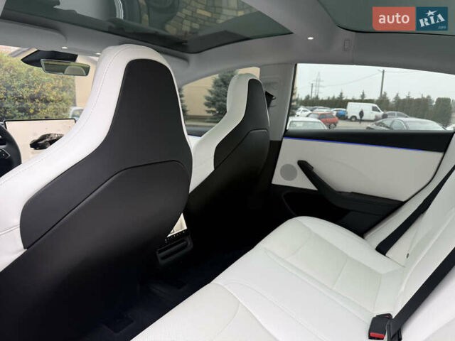 Чорний Тесла Модель 3, об'ємом двигуна 0 л та пробігом 7 тис. км за 45900 $, фото 39 на Automoto.ua