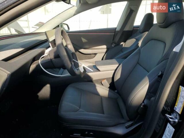 Чорний Тесла Модель 3, об'ємом двигуна 0 л та пробігом 1 тис. км за 25000 $, фото 6 на Automoto.ua