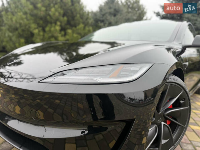 Чорний Тесла Модель 3, об'ємом двигуна 0 л та пробігом 7 тис. км за 45900 $, фото 5 на Automoto.ua