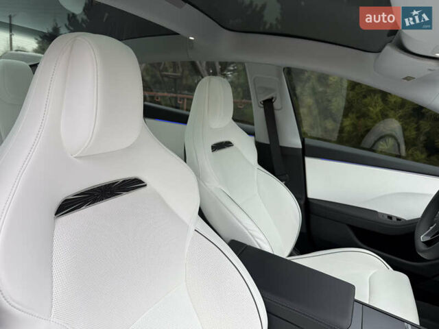 Чорний Тесла Модель 3, об'ємом двигуна 0 л та пробігом 7 тис. км за 45900 $, фото 32 на Automoto.ua