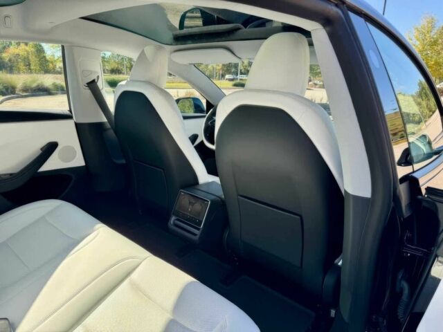 Чорний Тесла Модель 3, об'ємом двигуна 0 л та пробігом 6 тис. км за 15200 $, фото 18 на Automoto.ua