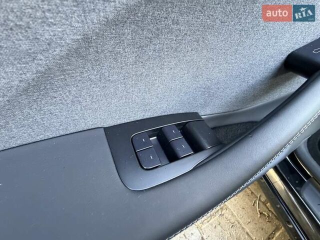 Черный Тесла Модель 3, объемом двигателя 0 л и пробегом 4 тыс. км за 26400 $, фото 68 на Automoto.ua