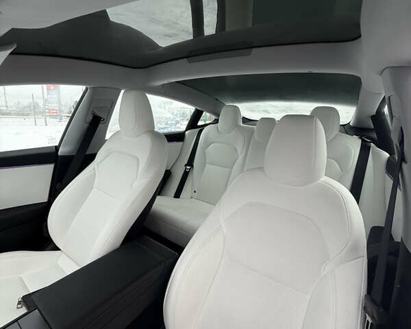 Чорний Тесла Модель 3, об'ємом двигуна 0 л та пробігом 5 тис. км за 34500 $, фото 10 на Automoto.ua