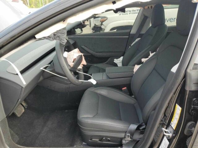 Чорний Тесла Модель 3, об'ємом двигуна 0 л та пробігом 5 тис. км за 11700 $, фото 6 на Automoto.ua