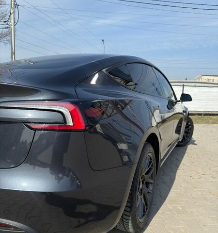 Черный Тесла Модель 3, объемом двигателя 0 л и пробегом 5 тыс. км за 30700 $, фото 3 на Automoto.ua