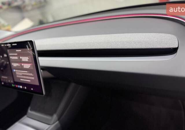 Чорний Тесла Модель 3, об'ємом двигуна 0 л та пробігом 11 тис. км за 35500 $, фото 16 на Automoto.ua