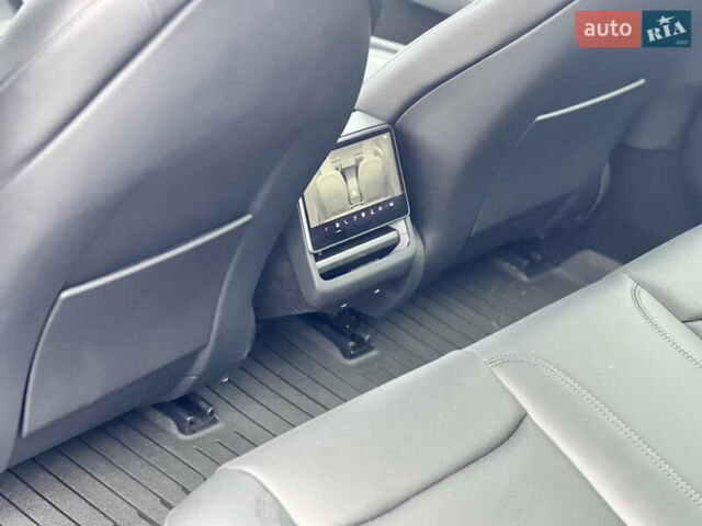 Черный Тесла Модель 3, объемом двигателя 0 л и пробегом 7 тыс. км за 32700 $, фото 16 на Automoto.ua