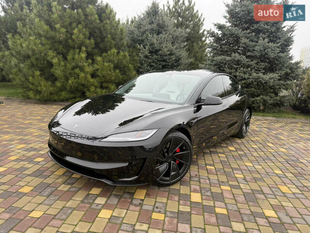 Чорний Тесла Модель 3, об'ємом двигуна 0 л та пробігом 7 тис. км за 45900 $, фото 1 на Automoto.ua