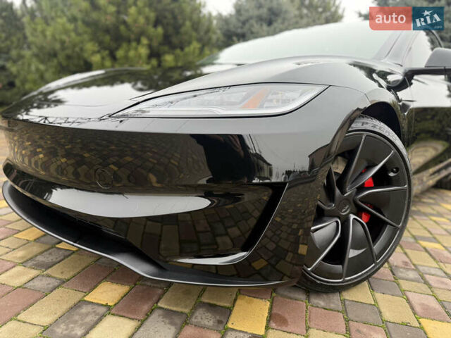 Чорний Тесла Модель 3, об'ємом двигуна 0 л та пробігом 7 тис. км за 45900 $, фото 6 на Automoto.ua