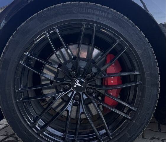 Чорний Тесла Модель 3, об'ємом двигуна 0 л та пробігом 57 тис. км за 23800 $, фото 11 на Automoto.ua