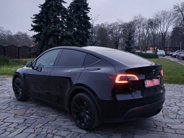 Черный Тесла Модель 3, объемом двигателя 0 л и пробегом 60 тыс. км за 25900 $, фото 3 на Automoto.ua