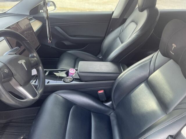 Тесла Модель 3 2019 у Тернополі на Automoto.ua Чорний Тесла Модель 3, об'ємом двигуна 0 л та пробігом 93 тис. км за 16000 $, фото 5 на Automoto.ua