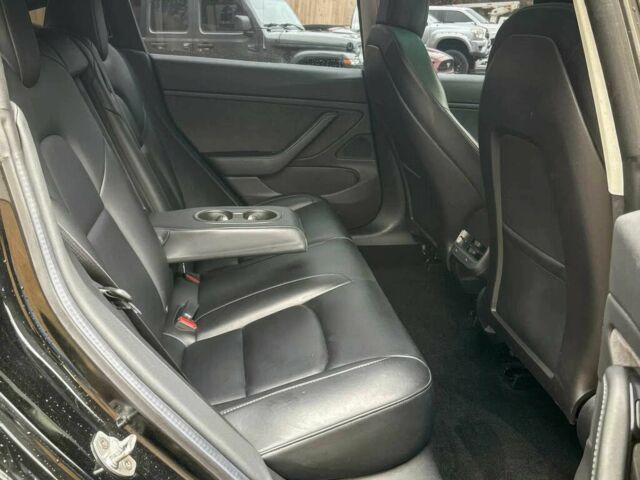 Черный Тесла Модель 3, объемом двигателя 0 л и пробегом 45 тыс. км за 9000 $, фото 12 на Automoto.ua