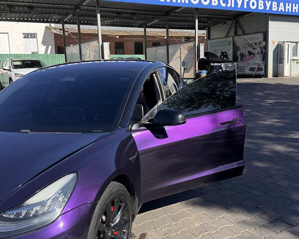 Фиолетовый Тесла Модель 3, объемом двигателя 0 л и пробегом 314 тыс. км за 13500 $, фото 16 на Automoto.ua