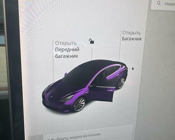 Фиолетовый Тесла Модель 3, объемом двигателя 0 л и пробегом 296 тыс. км за 16000 $, фото 10 на Automoto.ua