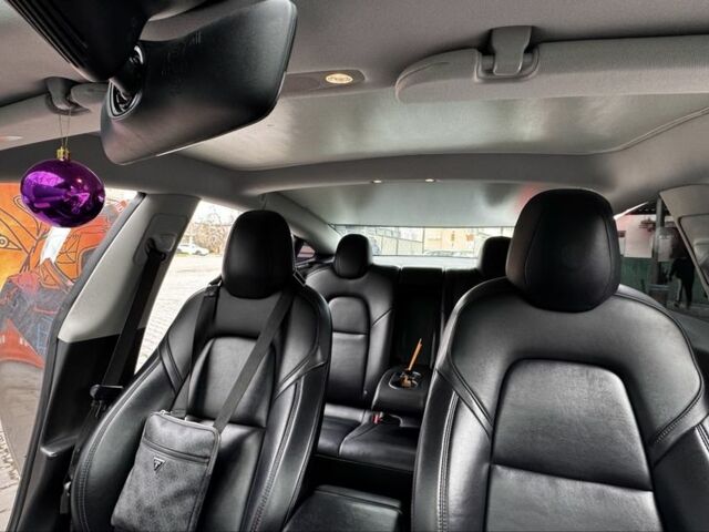 Фіолетовий Тесла Модель 3, об'ємом двигуна 0 л та пробігом 315 тис. км за 13300 $, фото 6 на Automoto.ua