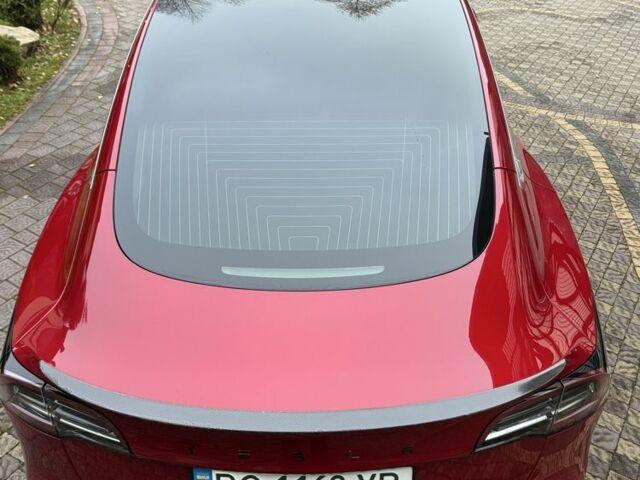 Красный Тесла Модель 3, объемом двигателя 0 л и пробегом 129 тыс. км за 20500 $, фото 2 на Automoto.ua