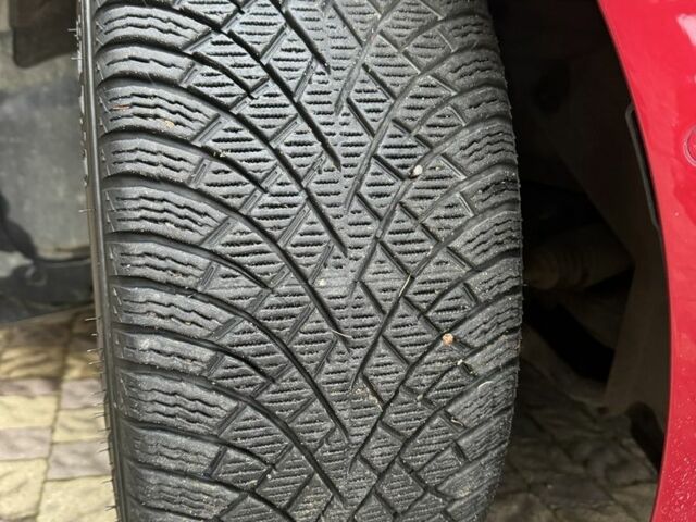 Красный Тесла Модель 3, объемом двигателя 0 л и пробегом 129 тыс. км за 20500 $, фото 5 на Automoto.ua