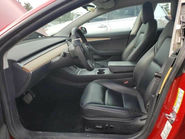 Красный Тесла Модель 3, объемом двигателя 0 л и пробегом 44 тыс. км за 4200 $, фото 6 на Automoto.ua