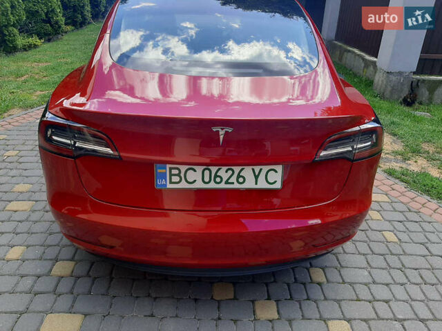 Красный Тесла Модель 3, объемом двигателя 0 л и пробегом 133 тыс. км за 15000 $, фото 3 на Automoto.ua