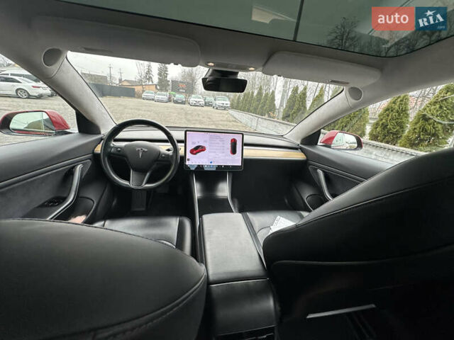 Червоний Тесла Модель 3, об'ємом двигуна 0 л та пробігом 92 тис. км за 15200 $, фото 7 на Automoto.ua