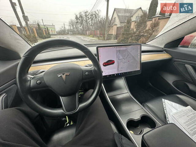 Червоний Тесла Модель 3, об'ємом двигуна 0 л та пробігом 92 тис. км за 15200 $, фото 18 на Automoto.ua