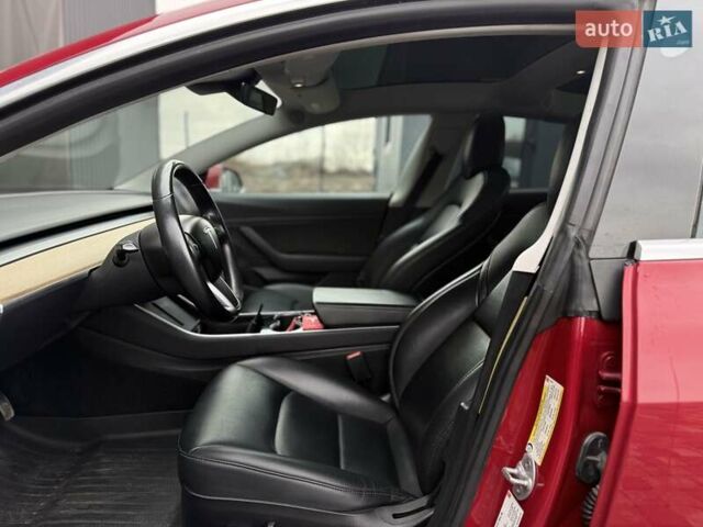 Червоний Тесла Модель 3, об'ємом двигуна 0 л та пробігом 164 тис. км за 14300 $, фото 18 на Automoto.ua