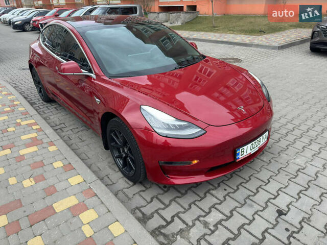 Красный Тесла Модель 3, объемом двигателя 0 л и пробегом 95 тыс. км за 19800 $, фото 3 на Automoto.ua