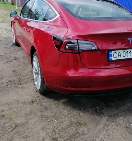 Червоний Тесла Модель 3, об'ємом двигуна 0 л та пробігом 97 тис. км за 18999 $, фото 38 на Automoto.ua