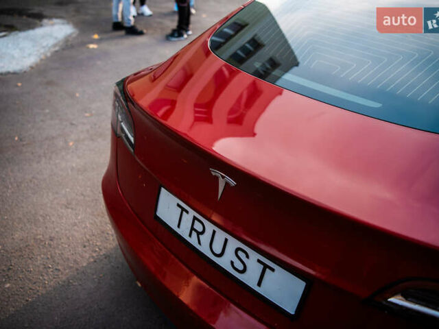 Червоний Тесла Модель 3, об'ємом двигуна 0 л та пробігом 171 тис. км за 18000 $, фото 4 на Automoto.ua