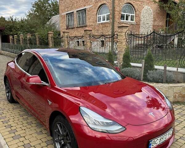 Красный Тесла Модель 3, объемом двигателя 0 л и пробегом 65 тыс. км за 16500 $, фото 3 на Automoto.ua