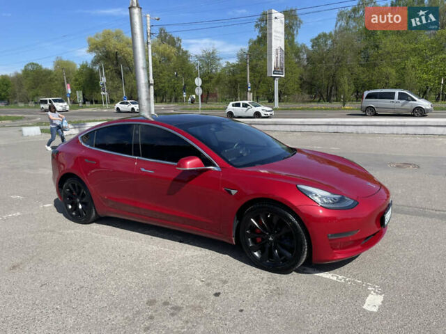 Красный Тесла Модель 3, объемом двигателя 0 л и пробегом 84 тыс. км за 17500 $, фото 10 на Automoto.ua