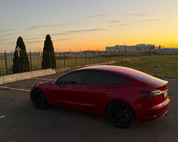 Червоний Тесла Модель 3, об'ємом двигуна 0 л та пробігом 90 тис. км за 16499 $, фото 13 на Automoto.ua