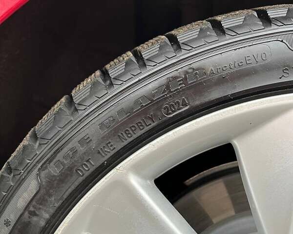 Красный Тесла Модель 3, объемом двигателя 0 л и пробегом 91 тыс. км за 18500 $, фото 9 на Automoto.ua