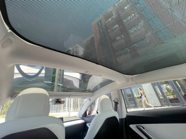 Красный Тесла Модель 3, объемом двигателя 0 л и пробегом 130 тыс. км за 14000 $, фото 3 на Automoto.ua