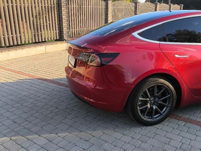 Красный Тесла Модель 3, объемом двигателя 0 л и пробегом 157 тыс. км за 19500 $, фото 4 на Automoto.ua