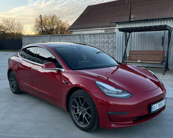 Червоний Тесла Модель 3, об'ємом двигуна 0 л та пробігом 130 тис. км за 18600 $, фото 15 на Automoto.ua