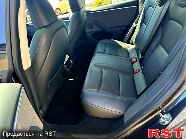 Червоний Тесла Модель 3, об'ємом двигуна 0 л та пробігом 11 тис. км за 26500 $, фото 10 на Automoto.ua