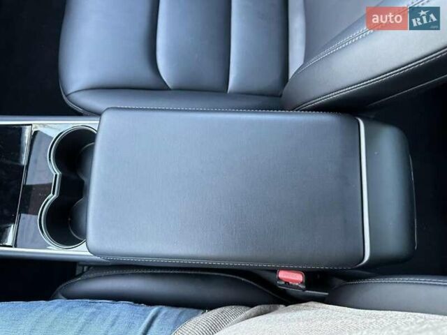 Красный Тесла Модель 3, объемом двигателя 0 л и пробегом 75 тыс. км за 5800 $, фото 26 на Automoto.ua