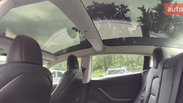 Червоний Тесла Модель 3, об'ємом двигуна 0 л та пробігом 130 тис. км за 16500 $, фото 16 на Automoto.ua