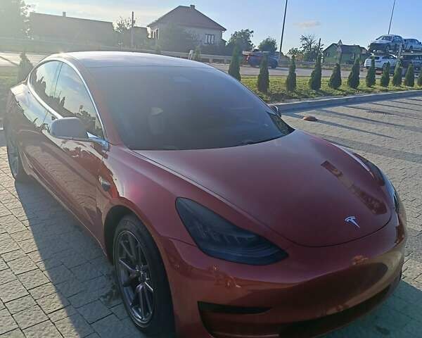 Красный Тесла Модель 3, объемом двигателя 0 л и пробегом 135 тыс. км за 20100 $, фото 29 на Automoto.ua