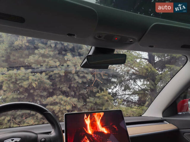 Червоний Тесла Модель 3, об'ємом двигуна 0 л та пробігом 123 тис. км за 16700 $, фото 20 на Automoto.ua