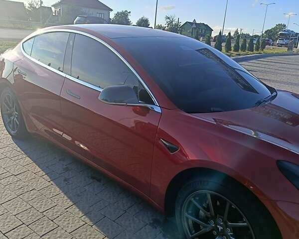 Красный Тесла Модель 3, объемом двигателя 0 л и пробегом 135 тыс. км за 20100 $, фото 27 на Automoto.ua
