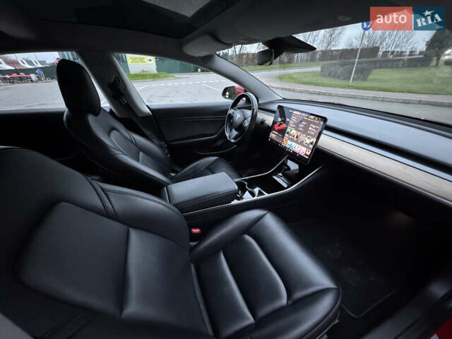 Красный Тесла Модель 3, объемом двигателя 0 л и пробегом 178 тыс. км за 16499 $, фото 13 на Automoto.ua