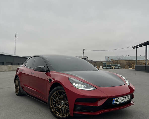 Червоний Тесла Модель 3, об'ємом двигуна 0 л та пробігом 99 тис. км за 20900 $, фото 4 на Automoto.ua